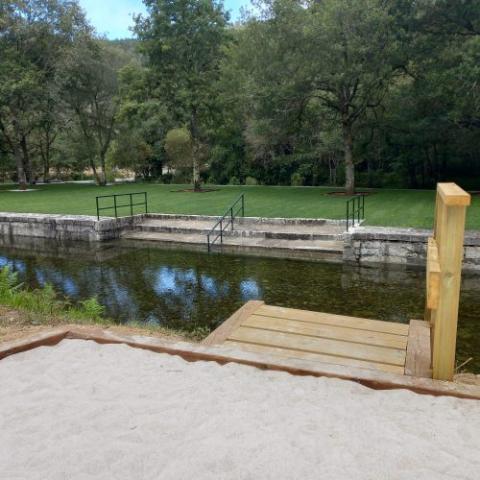 Piscina fluvial